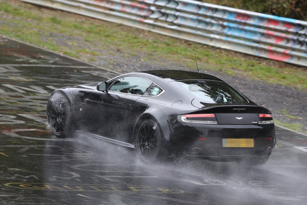 Aston Martin Vantage gt3 2019