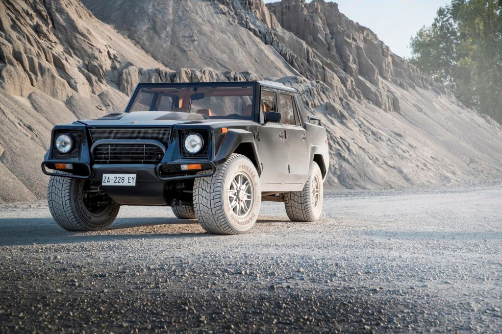 Lamborghini Polo Storico nos presenta el brutal LM002 de su museo