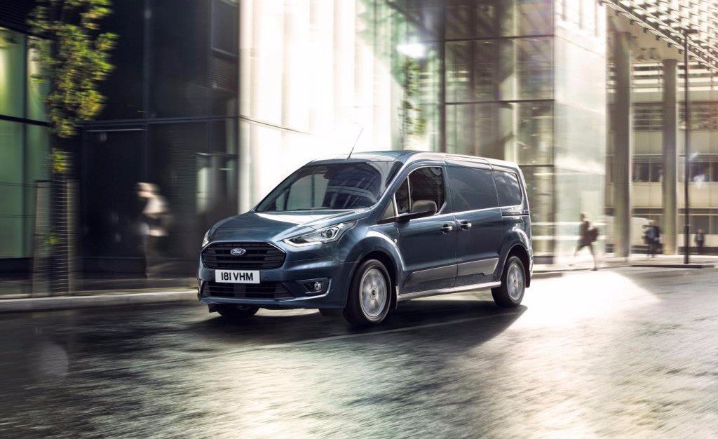 Ford presenta los nuevos Transit Connect y Courier 2018 - Motor.es