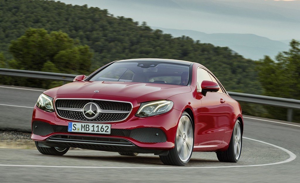 Los Nuevos Mercedes Clase E Coupe Y Cabrio Reciben La Version E 350 Motor Es