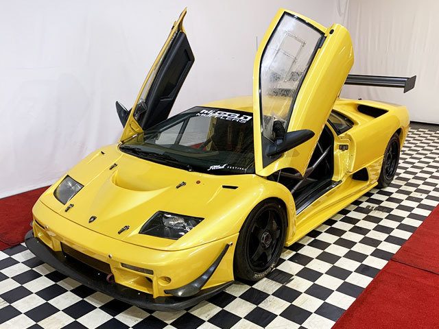 Uno de los salvajes y escasos Lamborghini Diablo GTR de circuito a la venta  | Motors-Addict