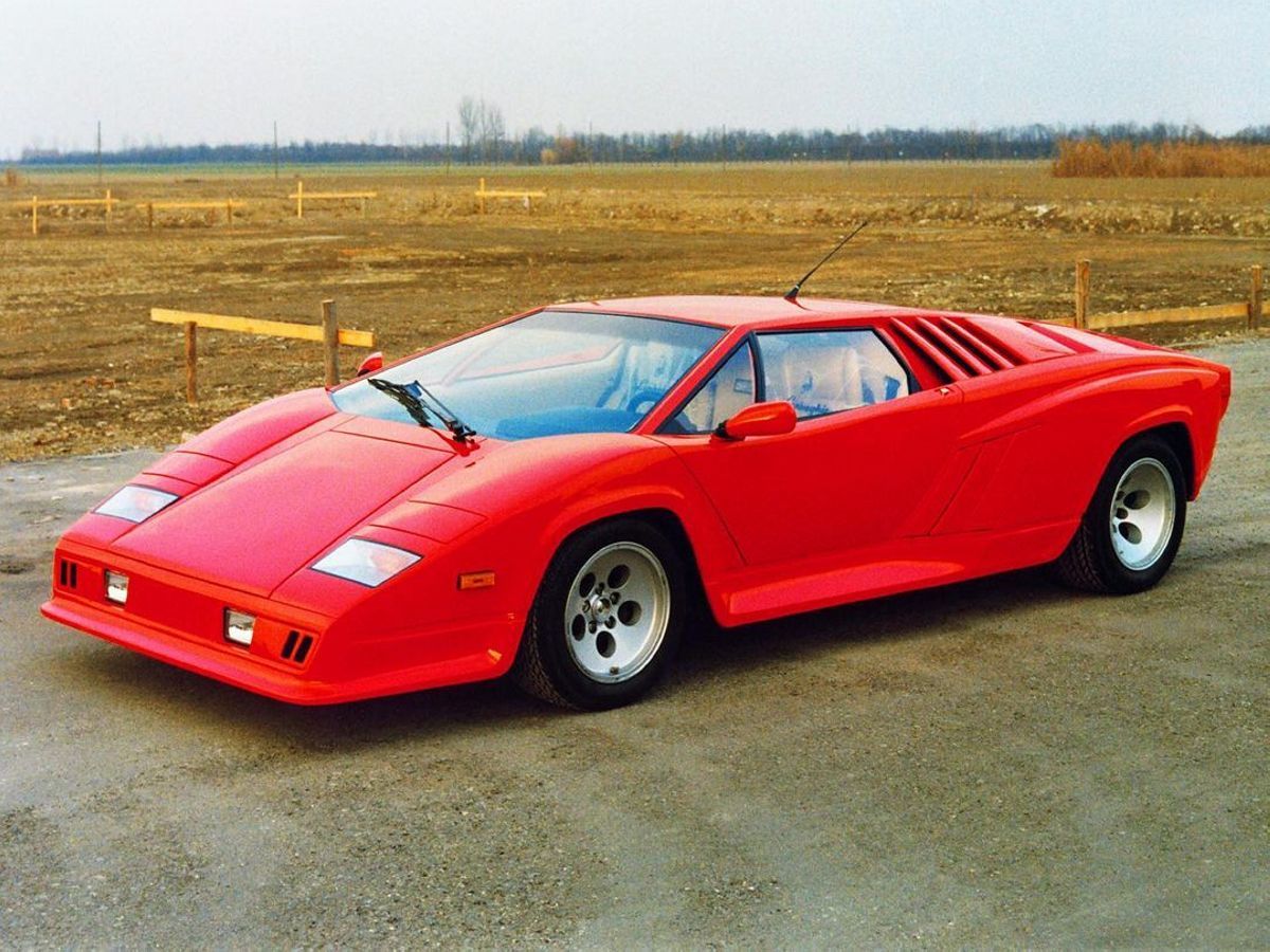 La historia del desconocido Lamborghini L150, el inédito restyling del  Countach